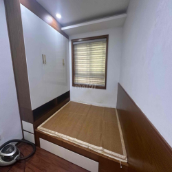 chính chủ cho thuê căn hộ chung cư 83m2