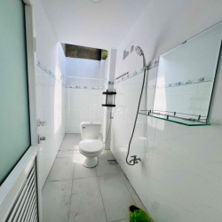 Cho Thuê Nhà Mới Xây 100% DT 40m2 Có Gác Lửng Hẻm Xe Tải Thoải Mái