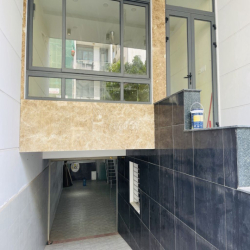 Nhà thiết kế chuẩn văn phòng 20-25 nhân sự không gian làm việc riêng