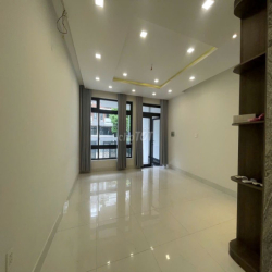 Nhà thiết kế chuẩn văn phòng 20-25 nhân sự không gian làm việc riêng