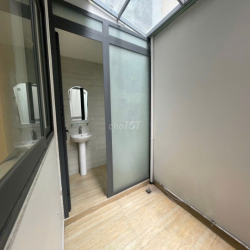 Nhà thiết kế chuẩn văn phòng 20-25 nhân sự không gian làm việc riêng