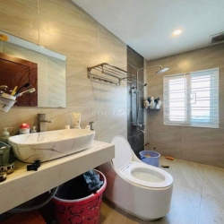 Cho thuê nhà hẻm ô tô 273/5A Nguyễn Văn Đậu, P.6, Bình Thạnh