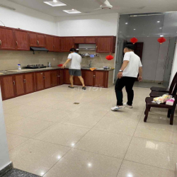 NHÀ VIEW CÔNG VIÊN CHO THUÊ KHU 38HA