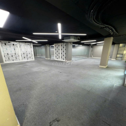 Văn phòng 3/2 Quận 10, 120m2 giá 35 triệu/tháng tòa nhà cao cấp
