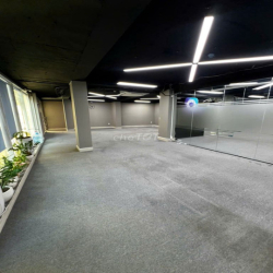 Văn phòng 3/2 Quận 10, 120m2 giá 35 triệu/tháng tòa nhà cao cấp