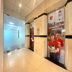 Văn phòng 3/2 Quận 10, 120m2 giá 35 triệu/tháng tòa nhà cao cấp