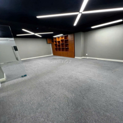 Văn phòng 3/2 Quận 10, 120m2 giá 35 triệu/tháng tòa nhà cao cấp
