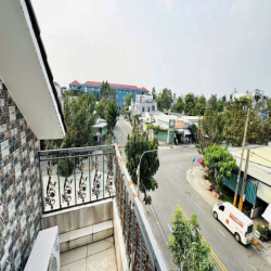 NHÀ Ở  - VĂN PHÒNG NGAY TP MỚI