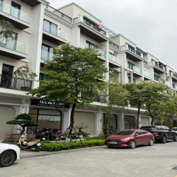 Cho thuê nhà 5 tầng, 75m2 tại kđt The Manor Central Park