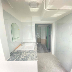 cho thuê nhà căn góc đường Bàn Cờ (Q3 cũ) 5 x 18m giá rẻ thị trường