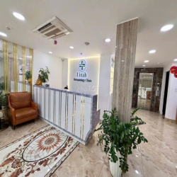 CHO THUÊ TÒA NHÀ VĂN PHÒNG, THẨM MỸ 1029M2 MẶT TIỀN NGUYỄN VĂN ĐẬU