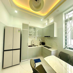 CHO THUÊ NHÀ GÓI 7 MỸ GIA ĐỐI DIỆN SÂN BANH, NHÀ MỚI GIÁ 25TR/THÁNG