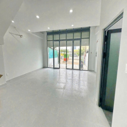 Cho thuê nhà 4 lầu khu dân cư himlam phường tân hưng Quận 7
