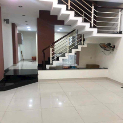 NHÀ 3TẦNG(4x15m) TÂN QUÝ 3PN 3VS HẺM XE TẢI- MỚI ĐẸP