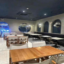 Mặt Bằng Nguyễn Khoái Quận 4, Trệt 2 lẩu,Vỉa hè rộng ,Ngay chung cư