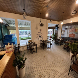 NGUYÊN CĂN 10M X 20M TRỆT 2 LẦU, SÂN THƯỢNG