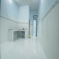 Nhà đẹp mới xây cách Aeon Tân Phú 200m