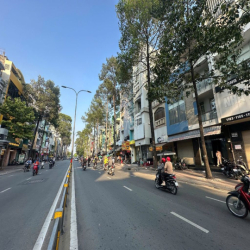 MÌNH CHÍNH CHỦ CHO THUÊ TÒA NHÀ SỐ 1103-1105 ĐƯỜNG 3/2 P6, QUẬN 11