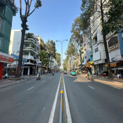 MÌNH CHÍNH CHỦ CHO THUÊ TÒA NHÀ SỐ 1103-1105 ĐƯỜNG 3/2 P6, QUẬN 11