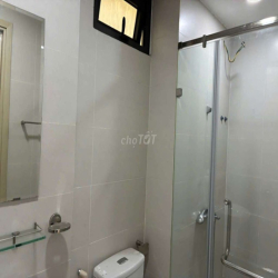 Cần cho thuê căn 2PN, 67m2, nhà có nội thất tương đối, hướng mát