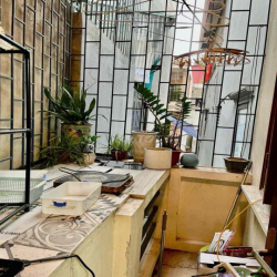 THUÊ NHÀ GIÁ BÌNH DÂN 35m2 Đường Láng