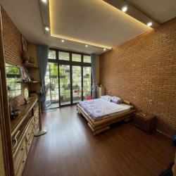 ⛔ Cho Thuê Nhà 4 Tầng Mặt Tiền Đường D2 Man Thiện - Quận 9 