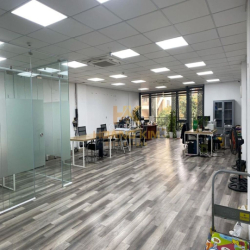 Cho thuê nhà Hoàng Hoa Thám, P.13, Q.Tân Bình, 7x20m, Hầm trệt 5 lầu