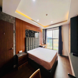 🔥 HÀNG HIẾM – SAIGON ROYAL QUẬN 4 🔥 2PN • 2WC • VIEW SÔNG & BITEXCO
