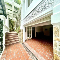 💥 CHO THUÊ TÒA NHÀ  ĐƯỜNG LÊ THƯỚC MB 20M X 31M DTSD 1.100M2, QUẬN 2 💥