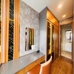 🔥 HÀNG HIẾM – SAIGON ROYAL QUẬN 4 🔥 2PN • 2WC • VIEW SÔNG & BITEXCO