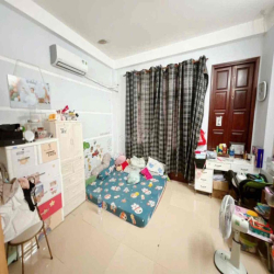 Cho thuê nhà nguyên căn đường Đỗ Nhuận 4.5x16m, đúc 3.5 tấm 4pn mới