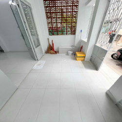 Cho Thuê Nhà Nguyên Căn Đường 3/2. Tiện Vừa Ở Vừa Kinh Doanh