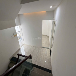 EM CHO THUÊ NHÀ CƠ BẢN KDC LOVARAPARK KHANG ĐIỀN BÌNH CHÁNH