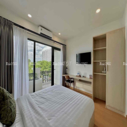 CHDV full nội thất studio và 1pn ban công máy giặt riêng mới 100%