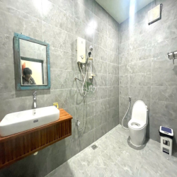 CHO THUÊ NHÀ CẤP 4 CÓ SÂN VƯỜN 3 PHÒNG NGỦ NAM NHA TRANG