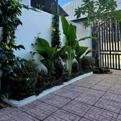 Biệt thự SHR, full nội thất, 197m2 đất, 5PN, gần biển