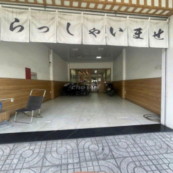 Cho thuê nhà nguyên căn Mặt tiền Phan Huy Ích, 4 tầng, đẹp, chắc chắn