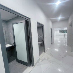 Chính chủ cho thuê VP mới, ngõ to 31 Hoàng Cầu, 45m2 giá 10 tr