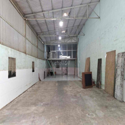 Cần cho thuê kho diện tích 150m2, có gác