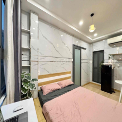 CHO THUÊ CĂN HỘ FULL NỘI THẤT GIÁ RẺ CỬA SỔ NGAY TRUNG TÂM QUẬN 3 T4