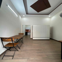 1 Phòng ngủ tách bếp, Ban công gần công viên Gia Định.