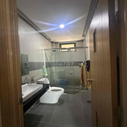 Cho thuê nhà nguyên căn sát Vạn phúc city 210m - oto đậu trong sân nhà