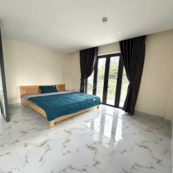 CHO THUÊ CĂN HỘ STUDIO FULL NỘI THẤT CÓ BAN CÔNG  Đ. NGUYỄN TRÃI