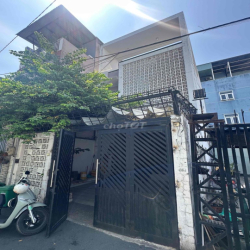 Cho thuê nhà nguyên căn sát Vạn phúc city 210m - oto đậu trong sân nhà