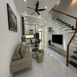 cho thuê nhà phố khu Lavida 4PN full nội thất hiện đại sân oto