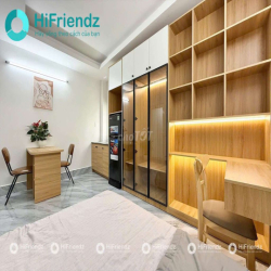 STUDIO mới đầy đủ tiện nghi, nội thất cao cấp, cửa sổ thoáng.