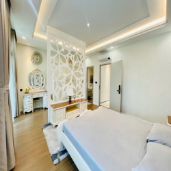 BIỆT THỰ VEROSA PARK - 1 trệt 2 lầu, 3 PN, 4 WC - Full nội thất new