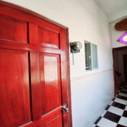 CĂN HỘ CAO CẤP 25m2, CÓ GÁC 3,6tr, THANG MÁY Trung tâm Quận 10