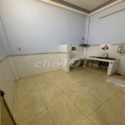 Hẻm xe tải, 152A/54 Lạc Long Quân, (4x10m 2L ST 3pn-3wc) - 13 Tr