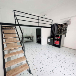 MỘT EM DUPLEX SIÊU RỘNG NHƯ NÀY !!FULL NỘI THẤT XÁCH XỊN XÒ - Cửa Sổ